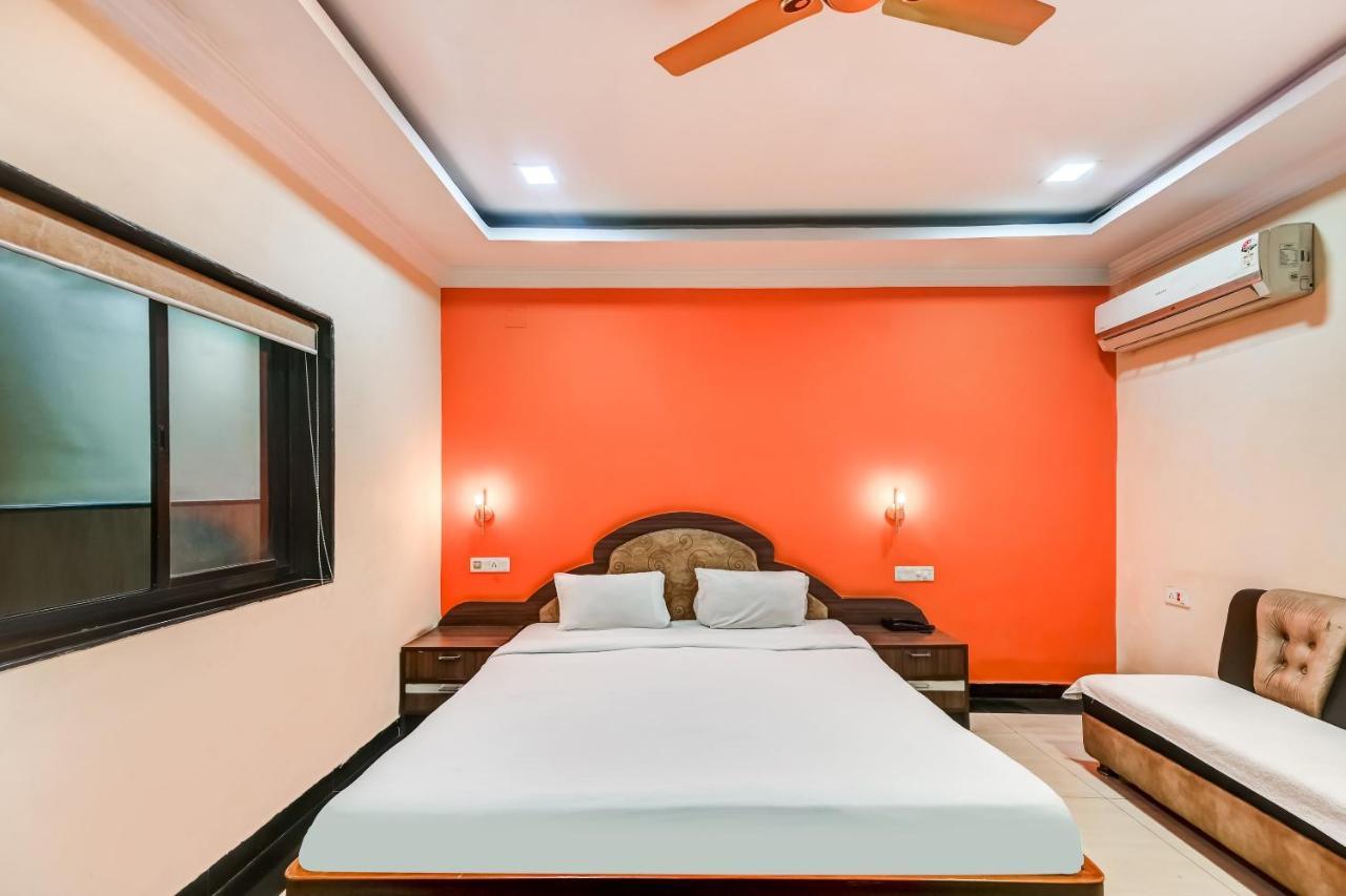 Capital O Hotel Rourkela Palace Buitenkant foto
